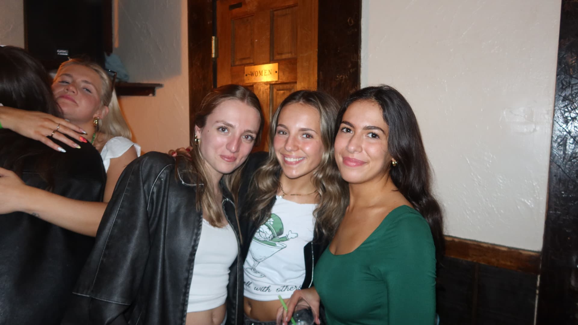3 girls